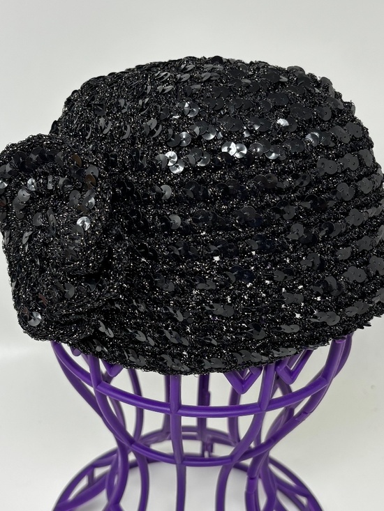 Saks Fifth Avenue Womens Knit Hat Skull Cap Black Knit Sequins Flower Vintage